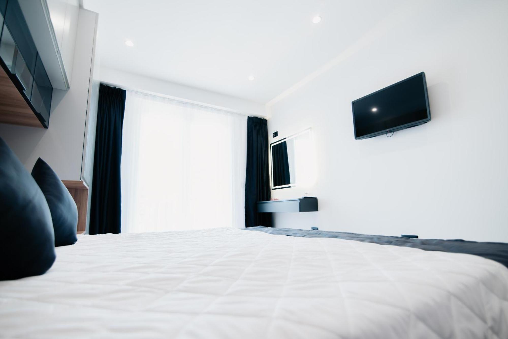 Froa Luxury Apartment Дебар Экстерьер фото